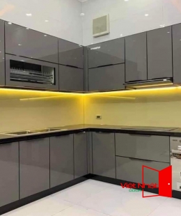 Mẫu tủ bếp cánh kính 1